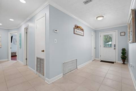 4796 SE Manatee Terrace, Stuart FL - photo 10 of 43
