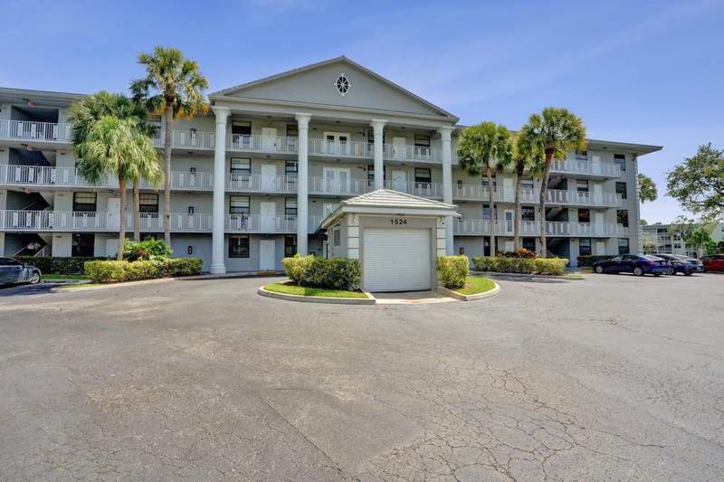 2 bedroom Condominium at 1524 Whitehall Drive #406, Condo 12 Of Whitehall Condos, Davie — photo 3