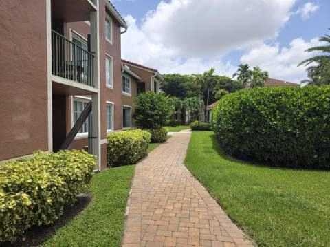 7824 Sonoma Springs Circle #104, Lake Worth FL - photo 6 of 22