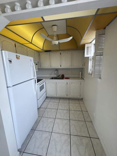 700 Village Green Court #221, Palm Springs FL - photo 10 of 24