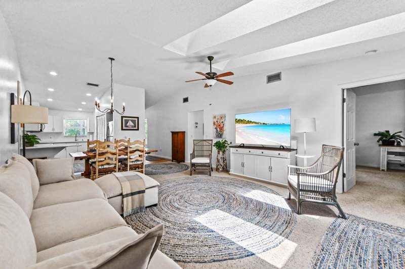 2 bedroom Condominium at 8259 SE Croft Circle #L-7, Pinecroft, Hobe Sound — photo 3