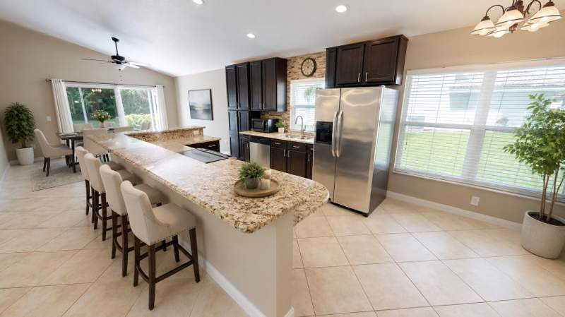 3 bedroom Single Family Residence at 562 SW Saint Martins Cove, Lake Charles Phase 1A, Port St. Lucie — photo 3