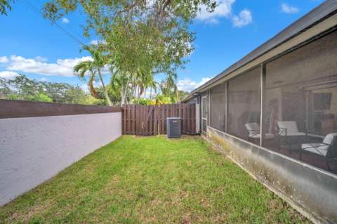 9879 NW 16th Court, Pembroke Pines FL - photo 24 of 28