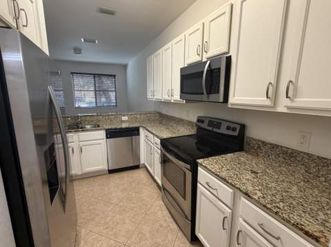 8928 SW 18th Street, Miramar FL - photo 7 of 24