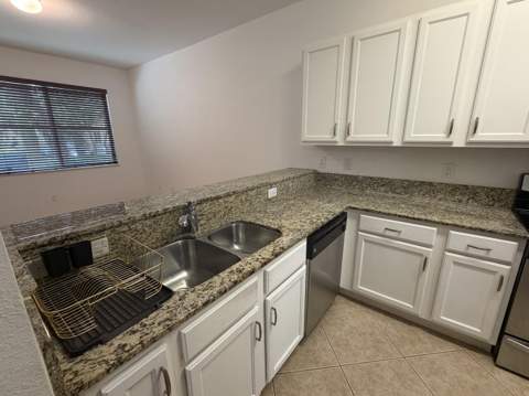 8928 SW 18th Street, Miramar FL - photo 10 of 24