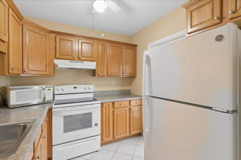 4321 NW 16th Street #C202, Lauderhill FL - photo 6 of 33