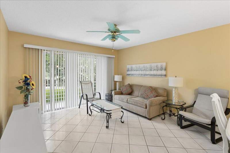 2 bedroom Condominium at 4321 NW 16th Street #C202, Camelot Hall Condo, Lauderhill — photo 2