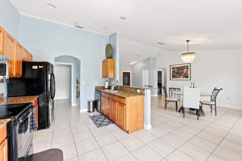 2674 SW Abelard Street, Port St. Lucie FL - photo 14 of 39