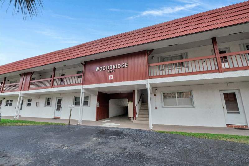 2 bedroom Condominium at 3250 NW 85th Avenue #14, Woodbridge Condo, Coral Springs — photo 3