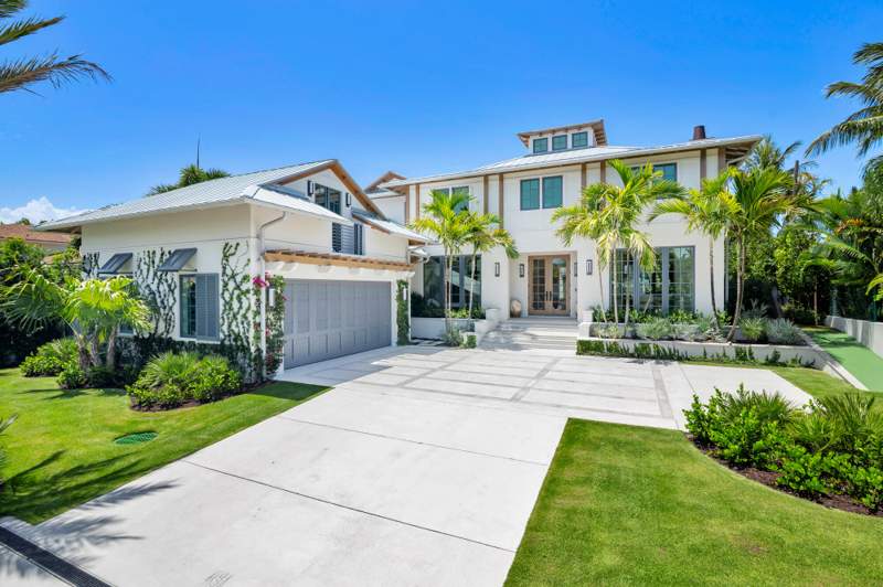 6 bedroom Single Family Residence at 125 Worth Court, Worth Court, West Palm Beach — photo 2