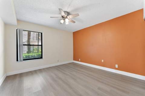 5800 Camino Del Sol #102, Boca Raton FL - photo 13 of 28