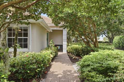 740 Pinehurst Way, Palm Beach Gardens FL - photo 10 of 67