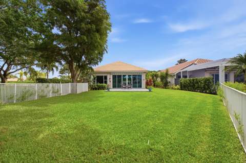 740 Pinehurst Way, Palm Beach Gardens FL - photo 7 of 67