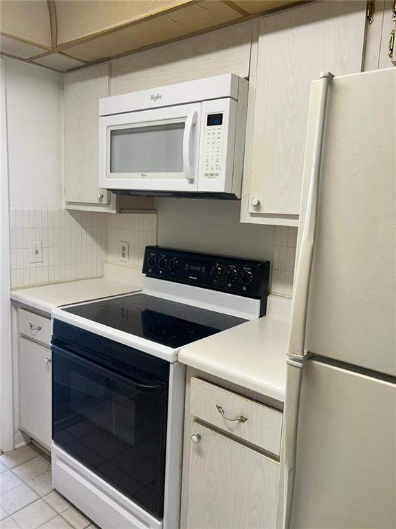 1 bedroom Condominium at 2491 SW 82nd Avenue #307, Arrowhead Condo No IV Unit 307, Davie — photo 2