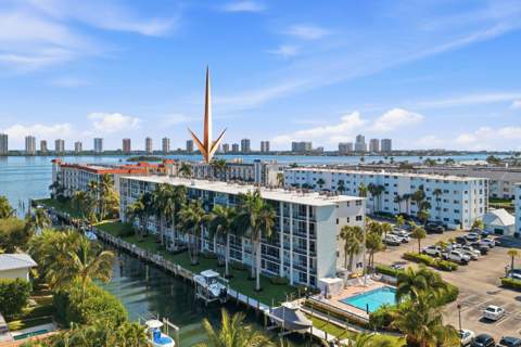 100 Paradise Harbour Boulevard #203, North Palm Beach FL - photo 21 of 28