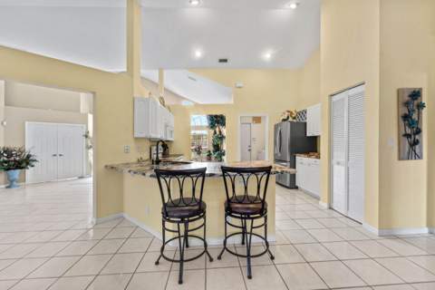 157 Monterey Way, Royal Palm Beach FL - photo 15 of 47