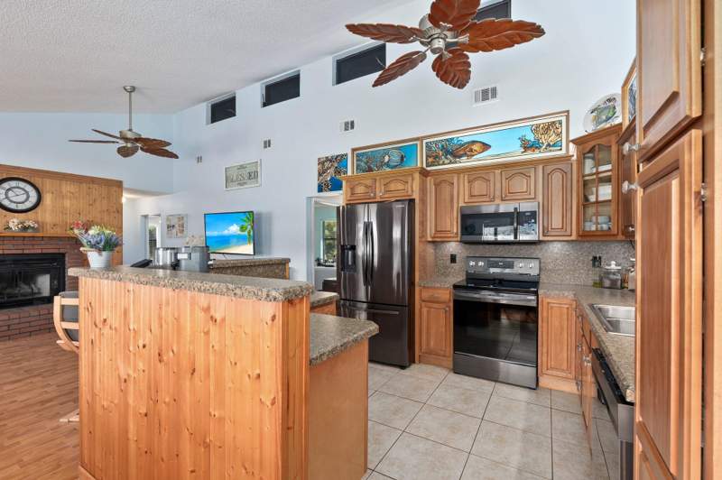 3 bedroom Single Family Residence at 3201 Linda Vista, Maravilla Heights Subdivision, Fort Pierce — photo 4