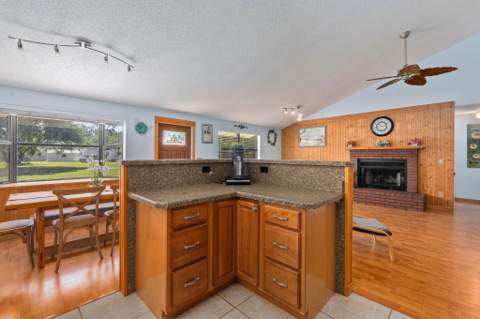 3201 Linda Vista, Fort Pierce FL - photo 6 of 22
