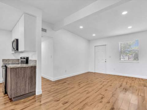 5232 NE 19th Avenue, Pompano Beach FL - photo 14 of 59