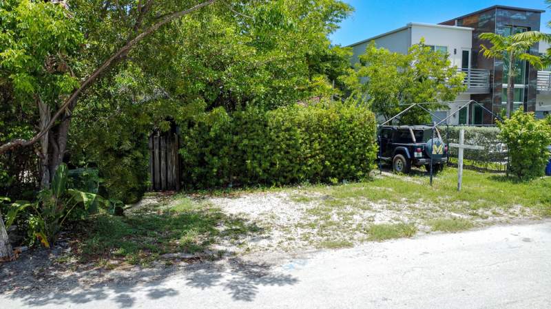 4 bedroom Single Family Residence at 640 NE 8th Avenue, Progresso, Fort Lauderdale — photo 5