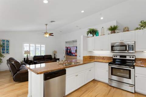 937 Mccleary Street, Delray Beach FL - photo 7 of 16