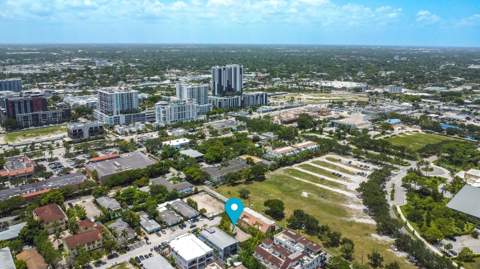 640 NE 8th Avenue, Fort Lauderdale FL - photo 17 of 24