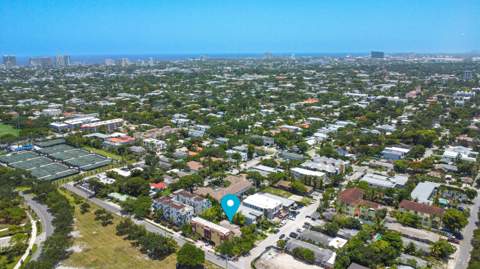 640 NE 8th Avenue, Fort Lauderdale FL - photo 21 of 24