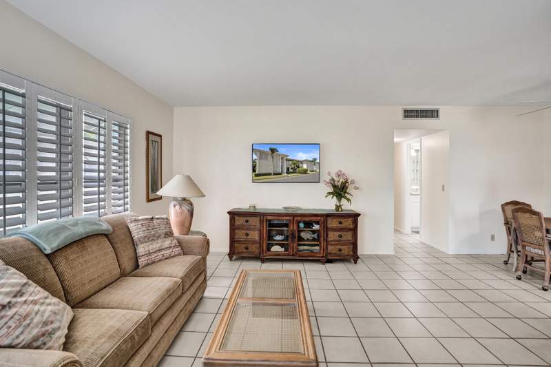 2 bedroom Condominium at 4501 S Ocean Boulevard #B3, South Palm Beach Villas Condo, South Palm Beach — photo 4