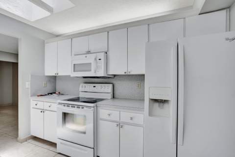 738 NW 24th Avenue, Delray Beach FL - photo 19 of 52
