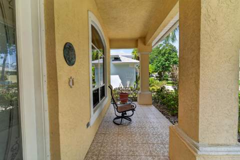 562 NW Lambrusco Drive, Port St. Lucie FL - photo 6 of 86