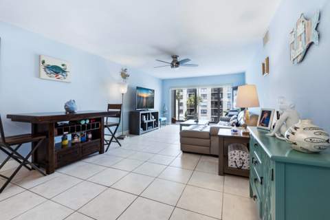 200 Waterway Drive #309, Lantana FL - photo 7 of 49
