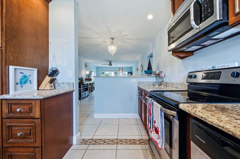 2 bedroom Condominium at 200 Waterway Drive #309, Waterway Club, Lantana — photo 2
