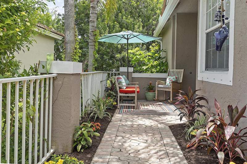 3 bedroom Villa at 2901 E Aragon Boulevard #1, Regency Homes At Sunrise, Sunrise — photo 4