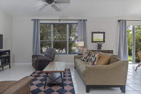 2901 E Aragon Boulevard #1, Sunrise FL - photo 8 of 53