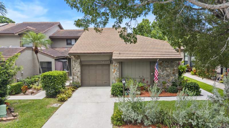 2 bedroom Townhouse at 5137 Thyme Drive, Cinnamon 2, Palm Beach Gardens — photo 2