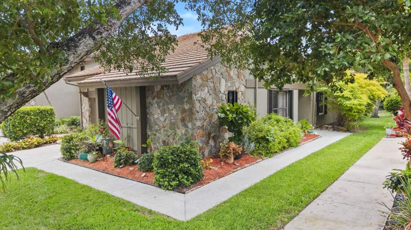 2 bedroom Townhouse at 5137 Thyme Drive, Cinnamon 2, Palm Beach Gardens — photo 4