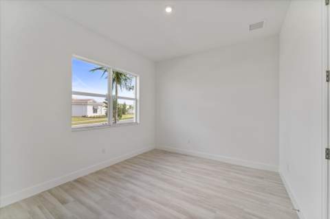 14547 SW Sarilla Boulevard, Port St. Lucie FL - photo 10 of 12