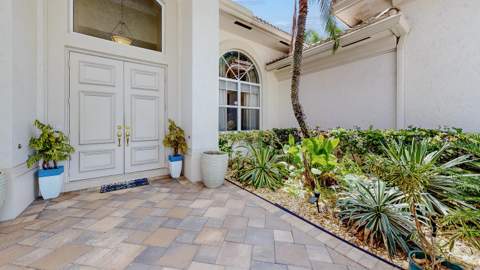 11065 Canary Island Court, Plantation FL - photo 9 of 48