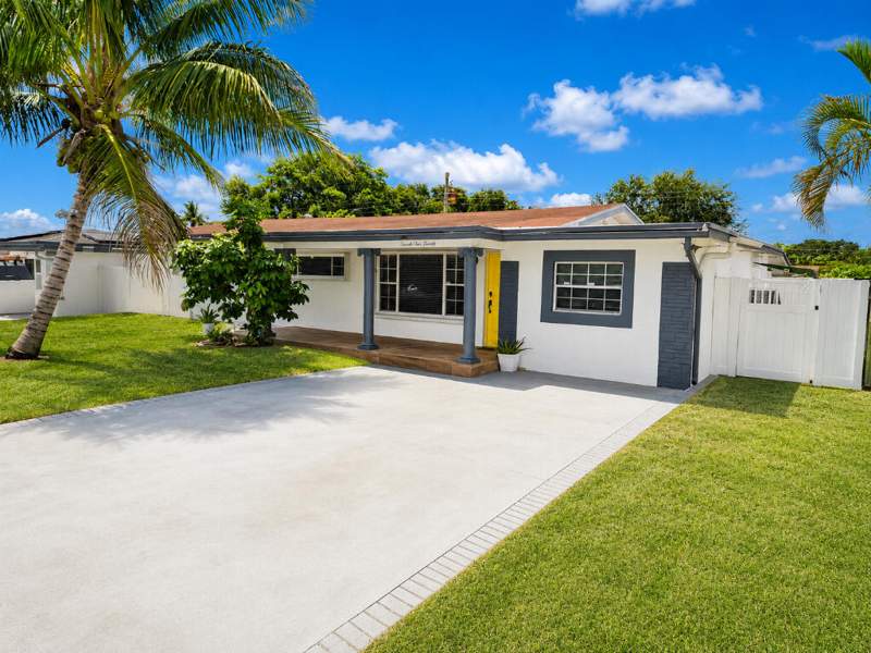 4 bedroom Single Family Residence at 7120 SW 13th Street, Pembroke Ranches, Pembroke Pines — photo 2