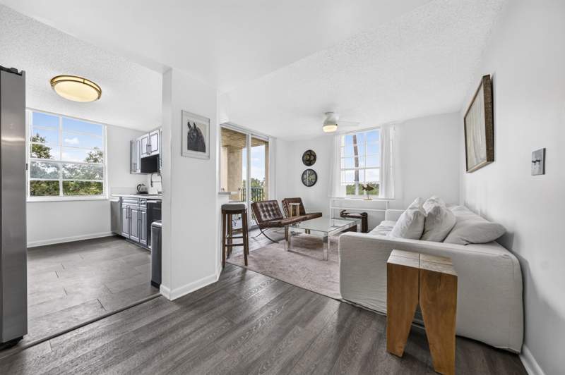 3 bedroom Condominium at 520 SE 5th Ave #2211, Las Olas By The River Condo, Fort Lauderdale — photo 3