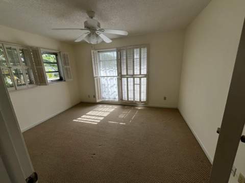 4804 Mango Drive, Tamarac FL - photo 9 of 34