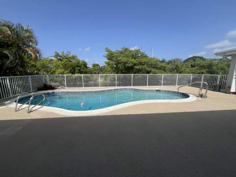 4804 Mango Drive, Tamarac FL - photo 12 of 34