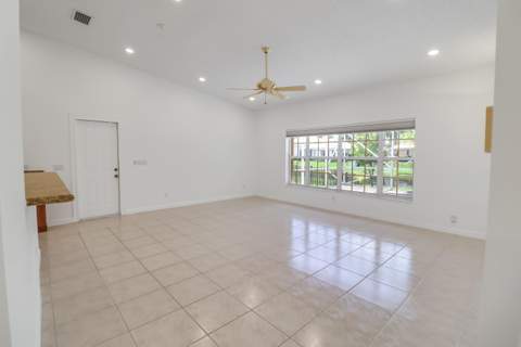 551 NW 108th Avenue, Plantation FL - photo 14 of 44