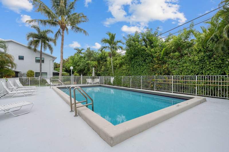 2 bedroom Townhouse at 2116 NE 44th Street, Townhomes Of Lighthouse Point, Lighthouse Point — photo 2