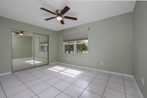2502 SE University Terrace, Port St. Lucie FL - photo 12 of 46