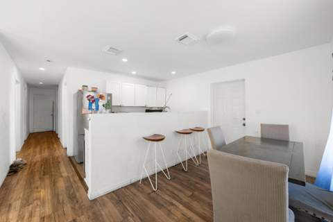 242 SW 3rd Street, Deerfield Beach FL - photo 9 of 20