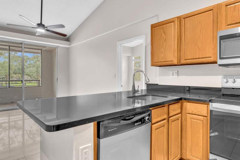 2 bedroom Condominium at 601 Lyons Road #7201, Coco Parc Condo, Coconut Creek — photo 5