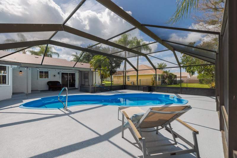 3 bedroom Single Family Residence at 2502 SE University Terrace, Port St Lucie Section 40, Port St. Lucie — photo 2