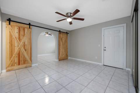2502 SE University Terrace, Port St. Lucie FL - photo 15 of 46
