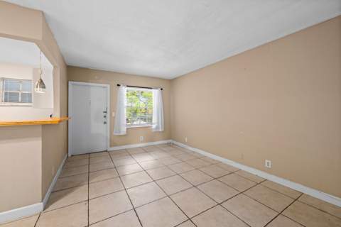 1407 NE 56th Street #209, Fort Lauderdale FL - photo 10 of 20
